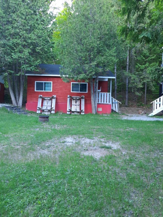 Lakefront Hideaway Resort Каварта-Лейкс Экстерьер фото