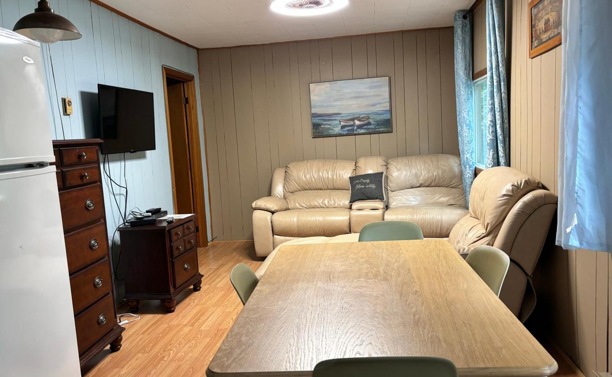 Lakefront Hideaway Resort Каварта-Лейкс Экстерьер фото