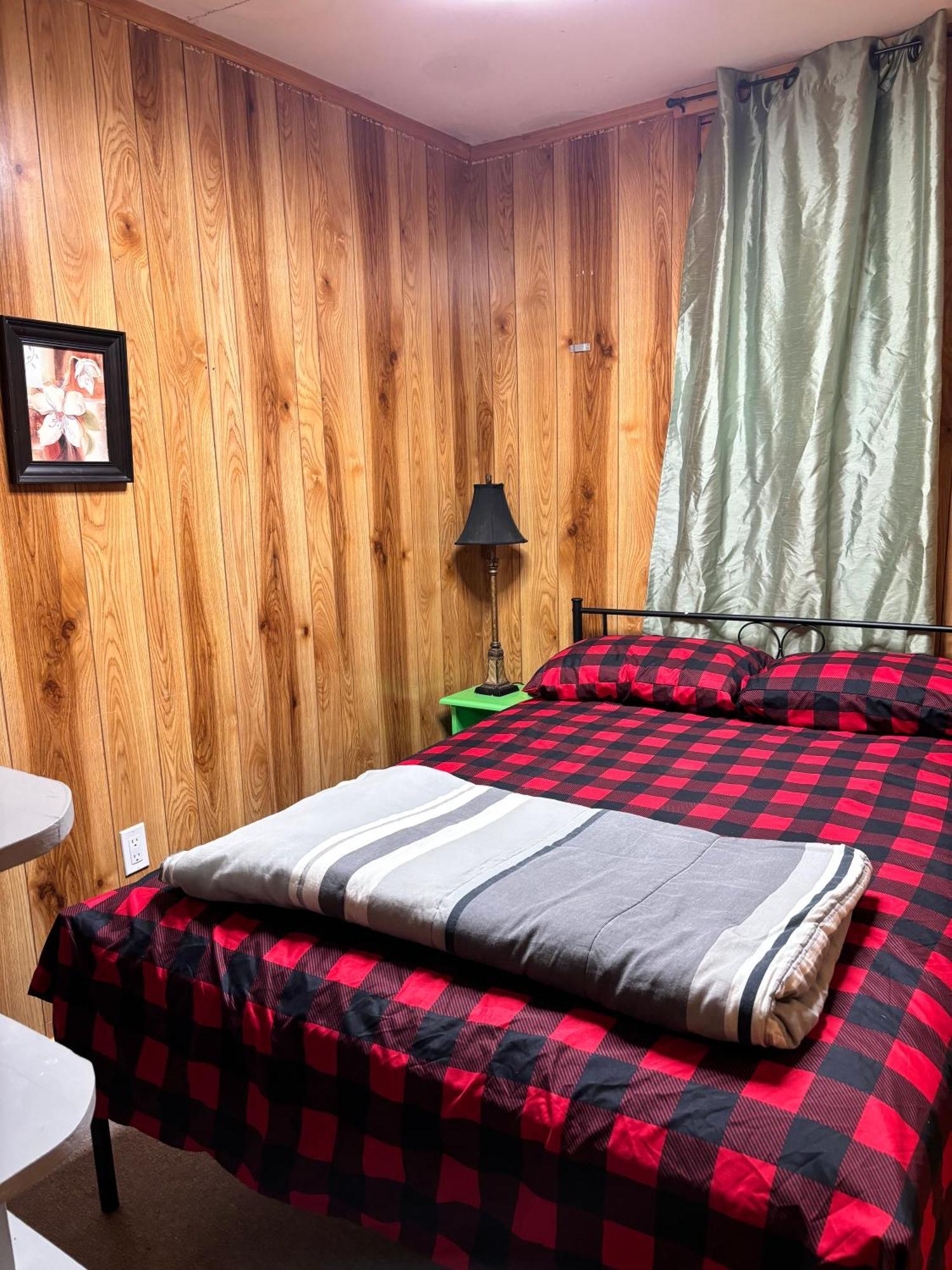 Lakefront Hideaway Resort Каварта-Лейкс Экстерьер фото